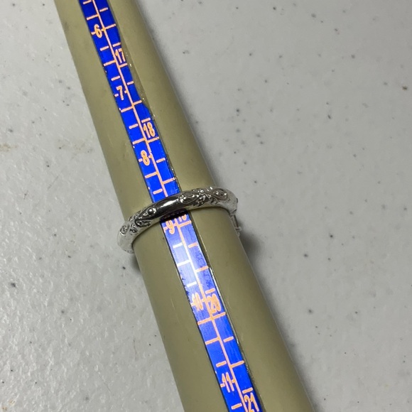 Silvertone Faux Wedding Set - Picture 4 of 5